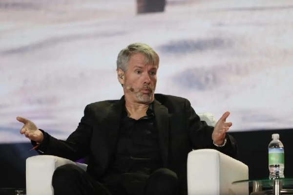 Michael Saylor Changes Strategy: Strategy Didn’t Buy Bitcoin This Week! Here’s Where He Invested!
