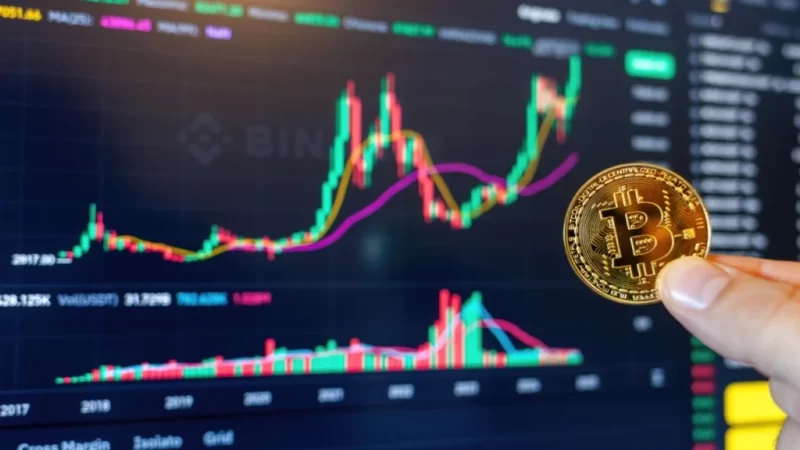Analysts issue Bitcoin selloff warning and set targets