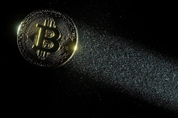 Famous Crypto Analyst Says, “I Was Wrong”: “Bitcoin’s Four-Year Cycle Is a Complete Illusion”